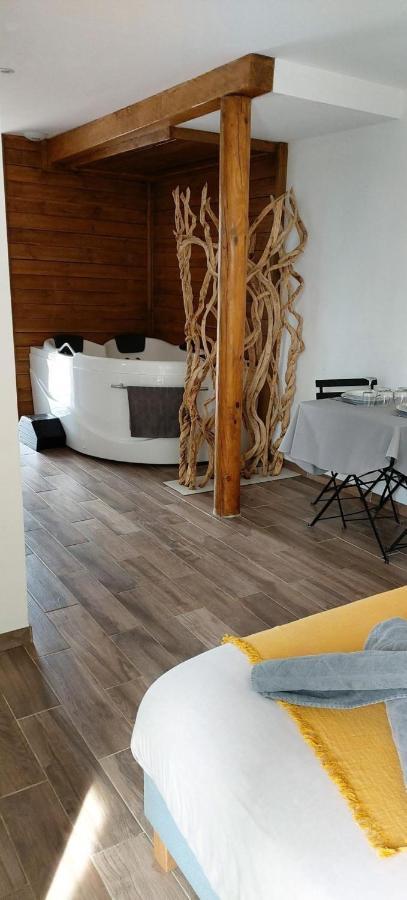 Chambre D'Hotes Des Loyes Jaillans Εξωτερικό φωτογραφία