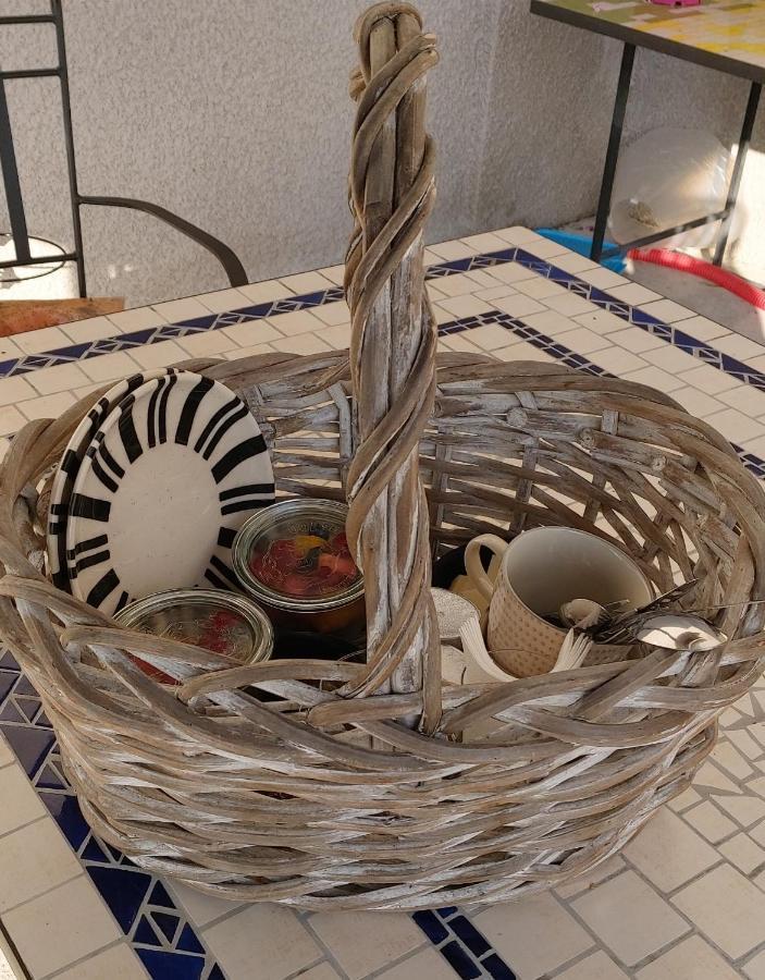 Chambre D'Hotes Des Loyes Jaillans Εξωτερικό φωτογραφία